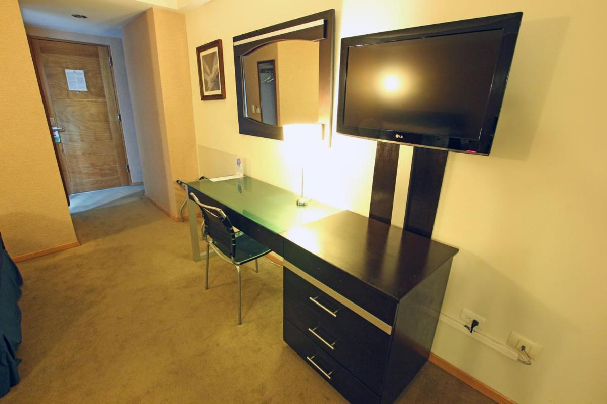 Hotel Colon Plaza Business Class Nuevo Laredo Extérieur photo