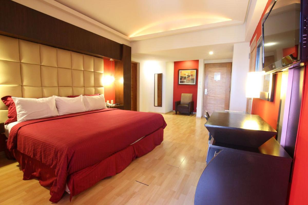 Hotel Colon Plaza Business Class Nuevo Laredo Extérieur photo