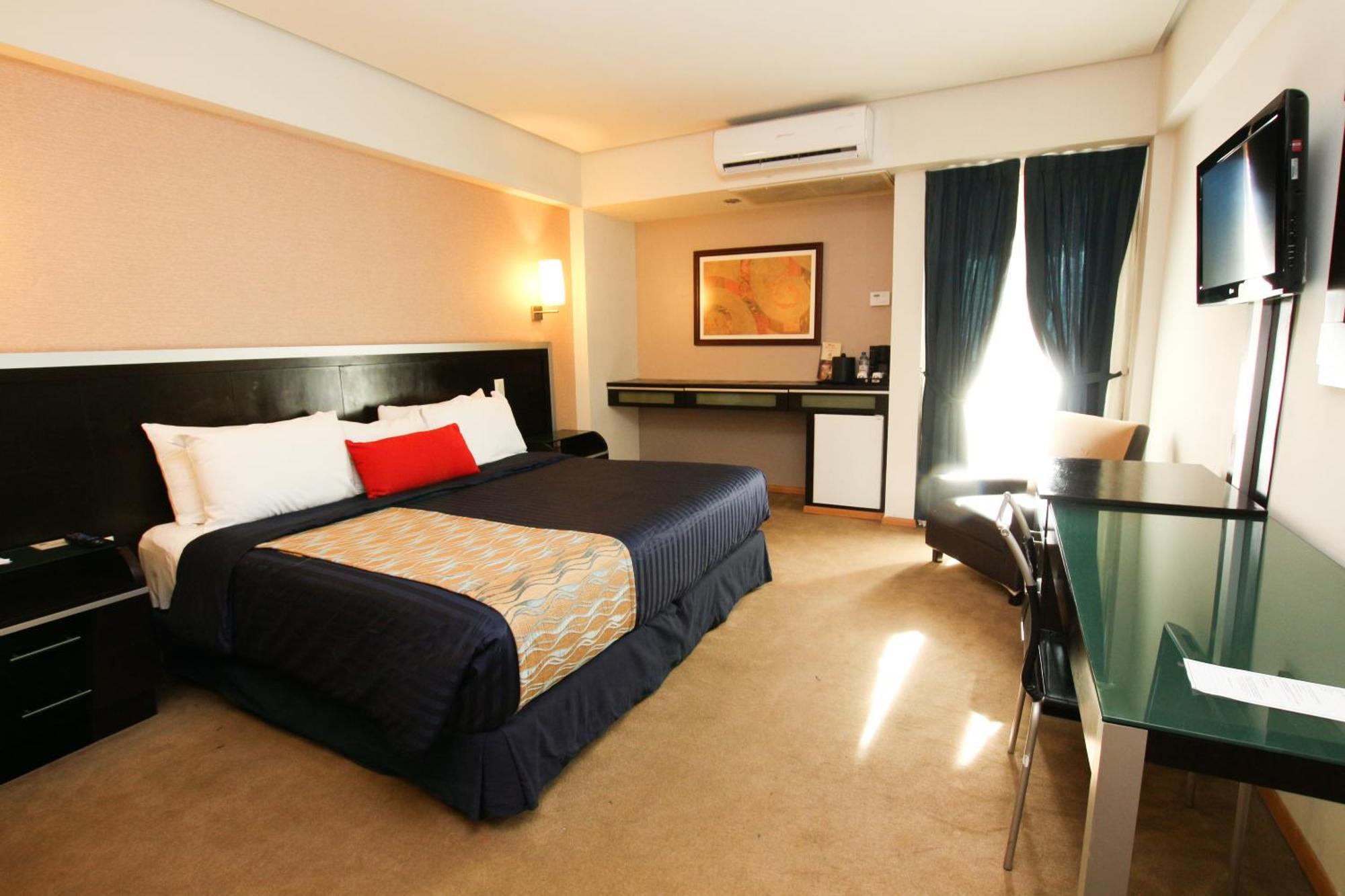 Hotel Colon Plaza Business Class Nuevo Laredo Extérieur photo